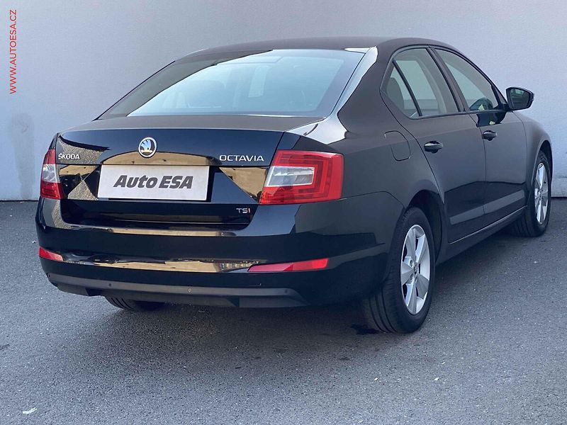 Škoda Octavia (2013) 1.4 TSi, Ambition, AC, park - fotka 4 z 17