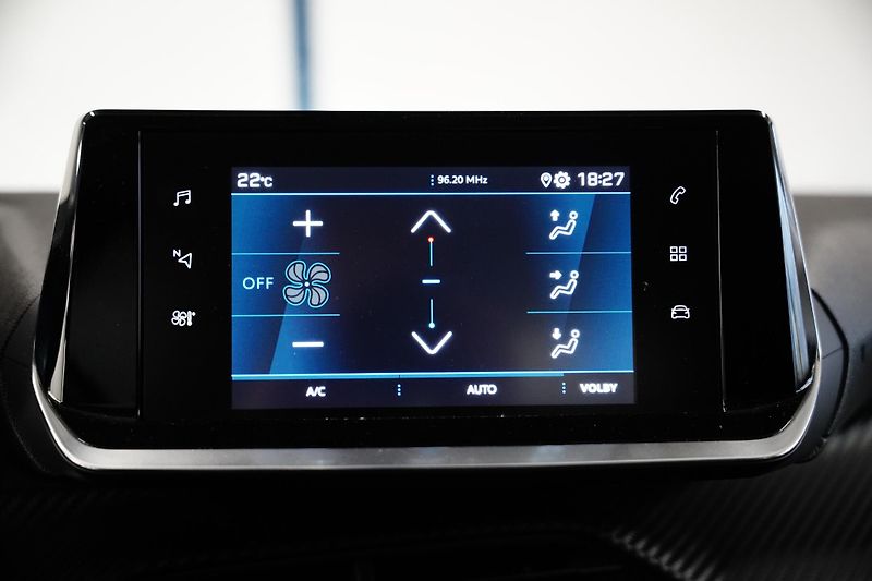 Peugeot 208 - fotka 20 z 29