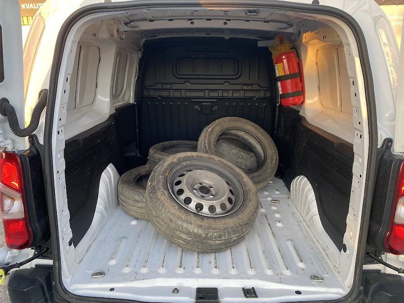 Toyota ProAce 1.5D, ČR, Active, DPH, +kola - fotka 7 z 17