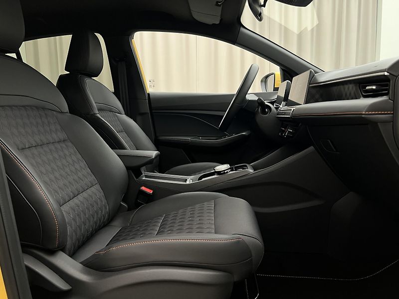 MG MG3 EXCLUSIVE HYBRID+ AUT CZ 1.maj - fotka 17 z 39