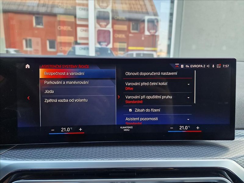 BMW Řada 3 320d xDrive M-Sport,ČR,1.Maj. - fotka 31 z 50