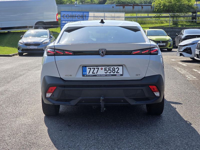Peugeot 408 (2024) 1.2 PT 130 GT EAT8 - fotka 4 z 36