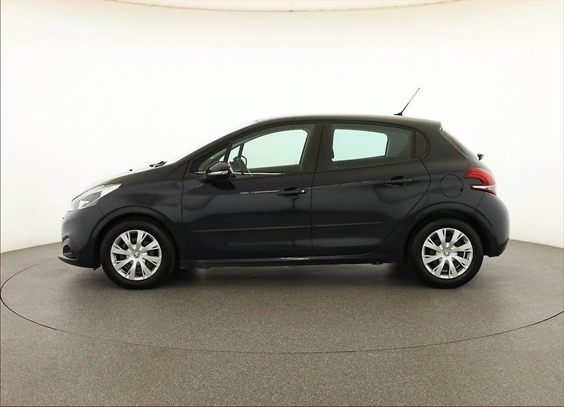 Peugeot 208 (2019) 1.5 BlueHDI, ČR,1.maj - fotka 3 z 14