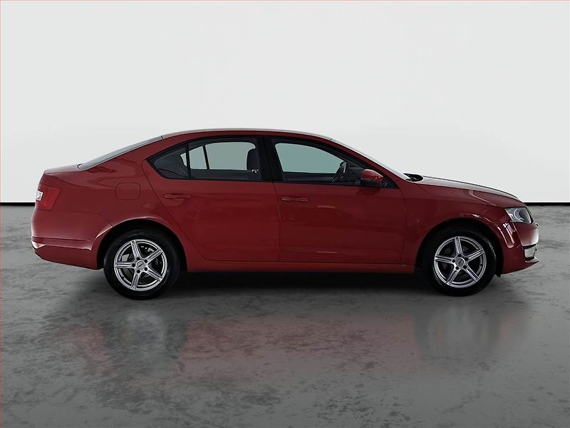 Škoda Octavia (2015) 1.2 TSI, Tempomat - fotka 6 z 18