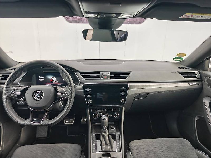Škoda Superb SportLine 7DSG 2,0TDI - fotka 11 z 27