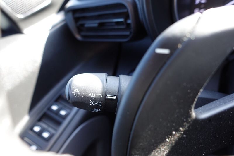 Toyota ProAce City Verso 1.5 D4-D 130 - 8 AT Family 7S - fotka 25 z 33