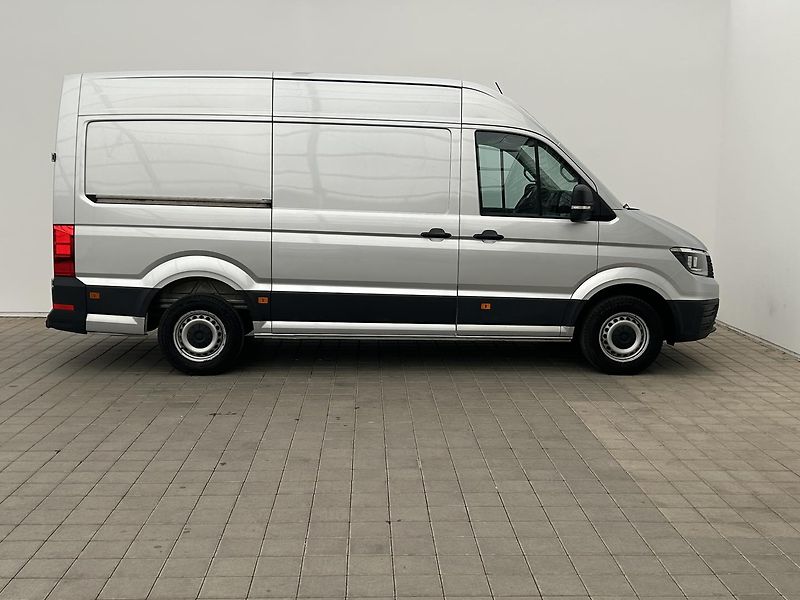 Volkswagen Crafter 2.0 TDI L2H2 - fotka 6 z 29