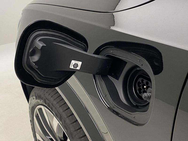 Volvo XC90 (2026) T8 AWD RECHARGE DARK ULTRA - fotka 19 z 76