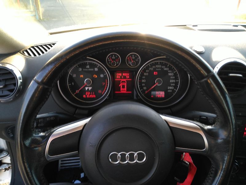 Audi TT 2,0 TFSI /147 kW/ - fotka 15 z 27