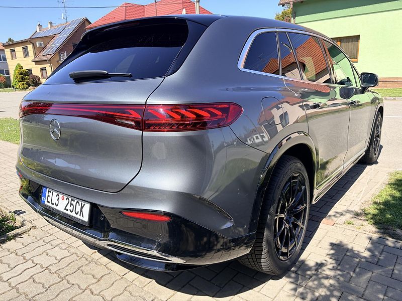 Mercedes-Benz EQS 450 AMG  - fotka 4 z 64