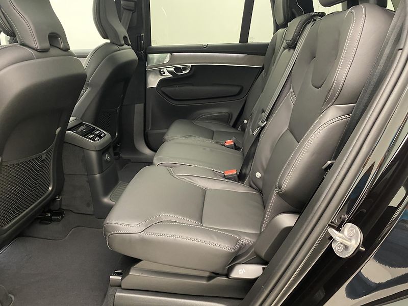 Volvo XC90 (2026) T8 AWD RECHARGE DARK ULTRA - fotka 6 z 68