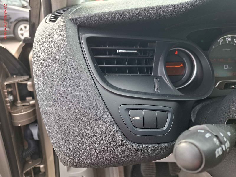 Citroën C5 (2010) 2.0 HDi, 2.maj,ČR, STK4/28 - fotka 13 z 21
