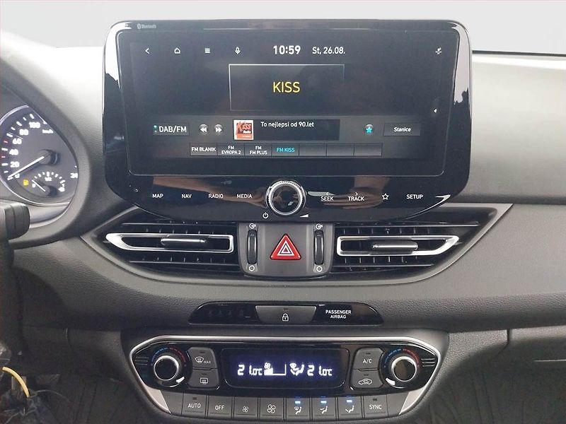 Hyundai i30 (2022) 1.5 DPI, ČR,1.maj, Serv.kniha - fotka 12 z 18