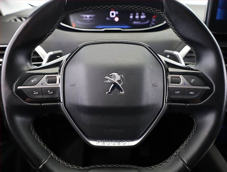 Peugeot 5008 (2021) 1.5 BlueHDi, Automat, 7 míst - fotka 8 z 19