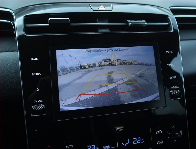 Hyundai Tucson (2022) 1.6 T-GDI - fotka 20 z 22