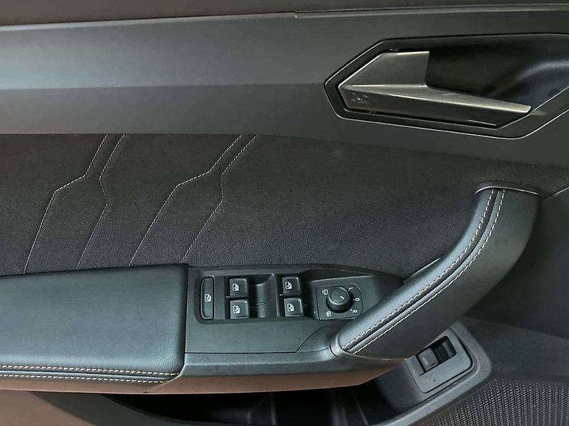 Cupra Formentor (2024) 1.5 eTSI DSG - fotka 14 z 20