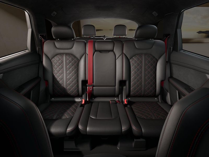 Audi Q7 3,0 TDI V6 - Limitovaná edice - fotka 9 z 9
