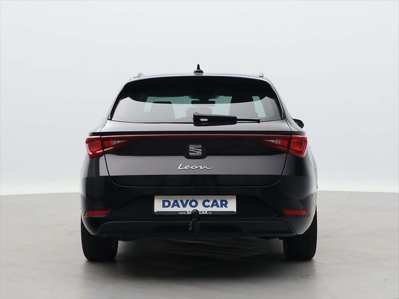 Seat Leon 2,0 TDI 110kW Style ST DSG - fotka 6 z 31