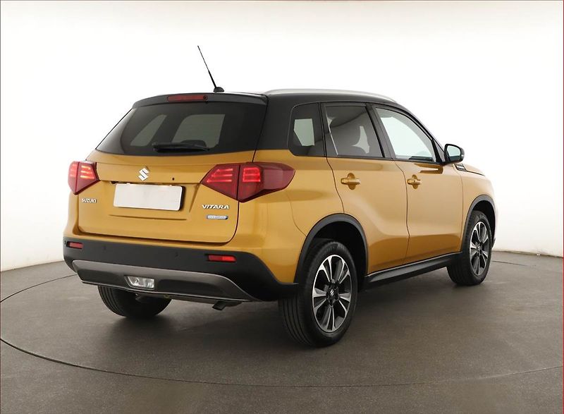 Suzuki Vitara (2021) Elegance 1.4 BoosterJet - fotka 5 z 18