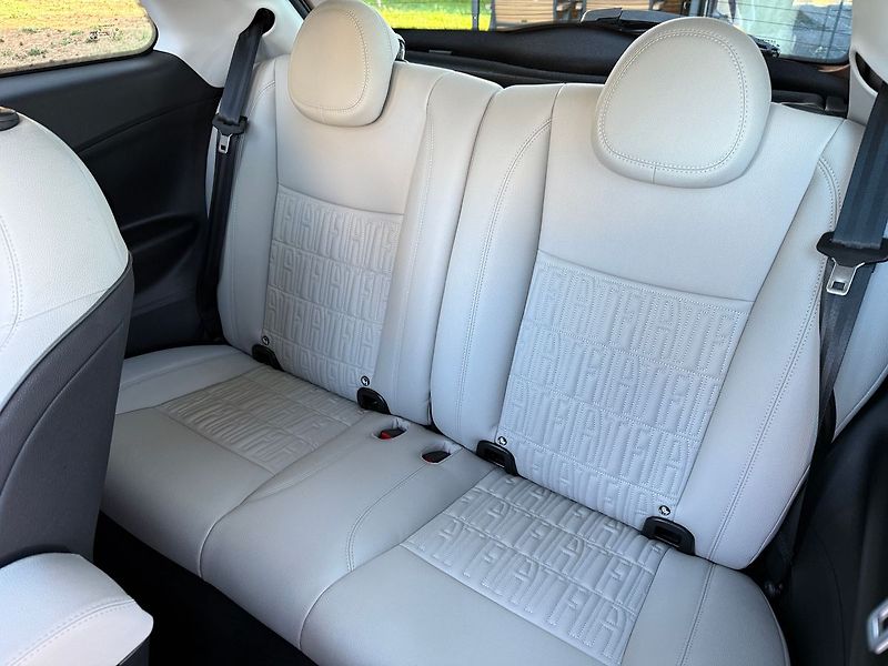 Fiat 500 LaPrima 42 kWh JBL Panorama - fotka 11 z 37
