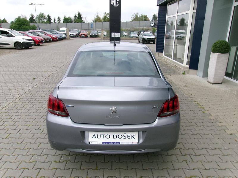 Peugeot 301 1.2 Puretech - fotka 7 z 22