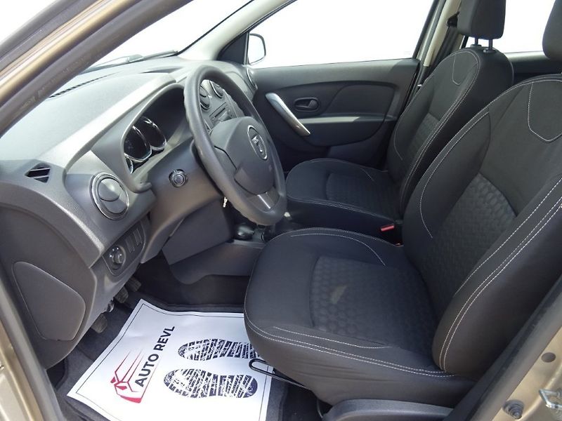 Dacia Logan (2013) 1.2i,1majČR,S.kniha,klima - fotka 11 z 22
