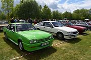 Ve Varnsdorfu se potkali majitelé několika desítek automobilových veteránů.