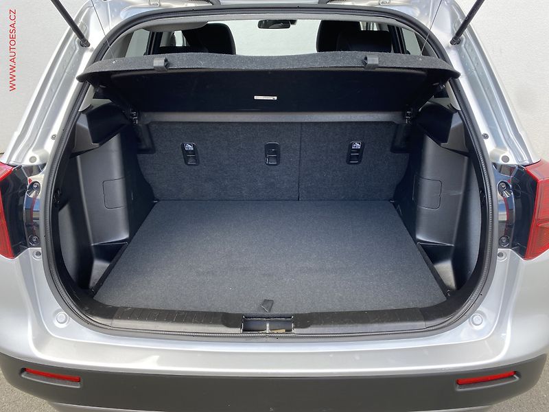 Suzuki Vitara (2020) 1.4 BJet AllGrip, Premium - fotka 7 z 18