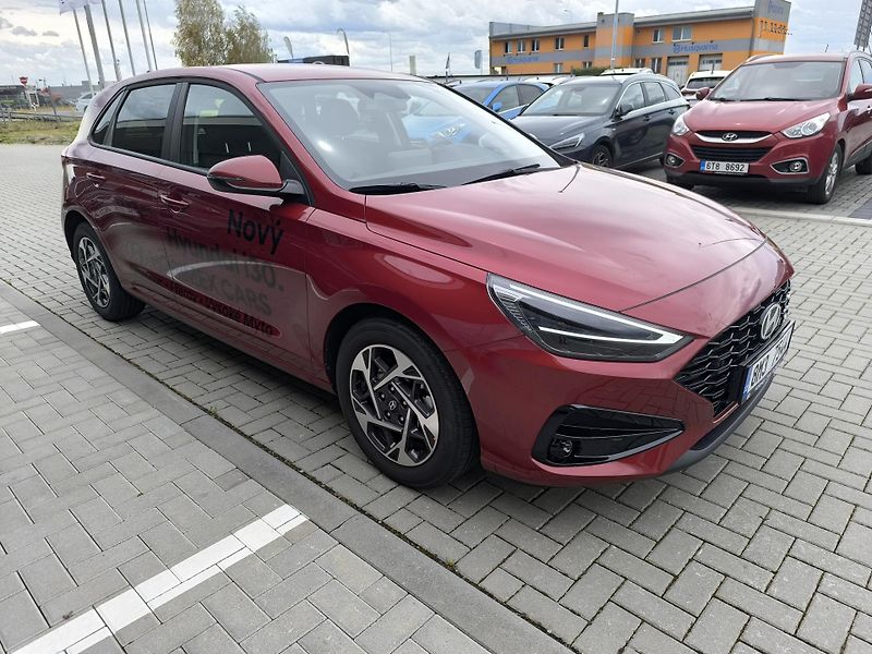 Hyundai i30 (2026) 1,0 T-GDI MT SMART - fotka 4 z 7