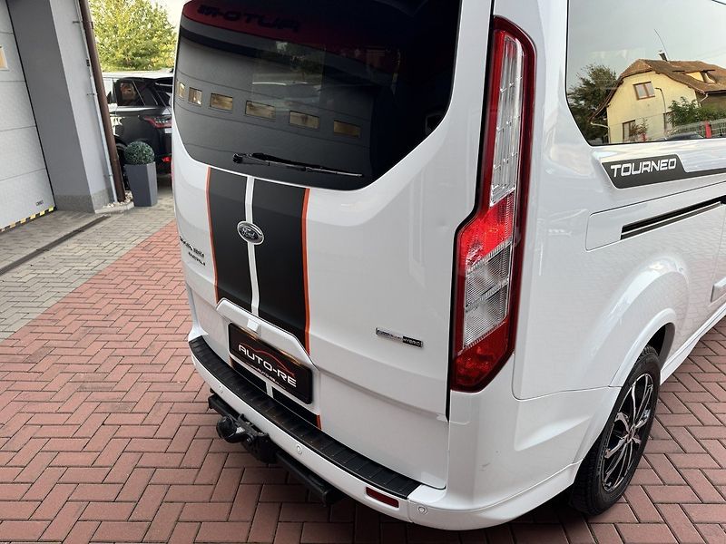Ford Tourneo Custom (2022) 2.0EcoBlue Xenony Navi Kamera - fotka 38 z 49