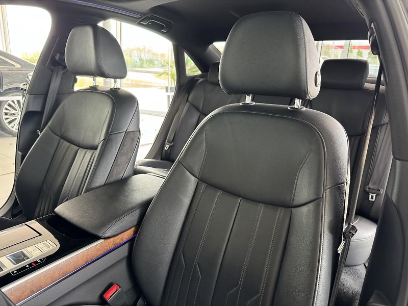 Audi A8 50TDI Q*Vzduch*REZERVACE! - fotka 15 z 49