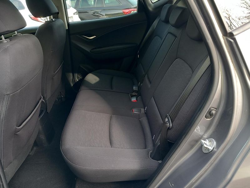 Hyundai ix20 (2014) 1,4CRDi SERVISKA VYHŘ.SEDADLA - fotka 14 z 43