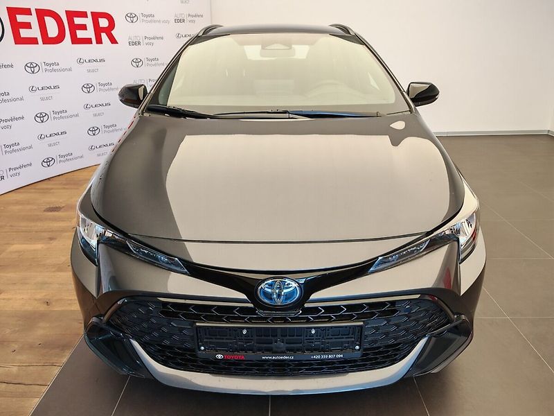 Toyota Corolla 1.8 Hybrid Comfort - fotka 2 z 35
