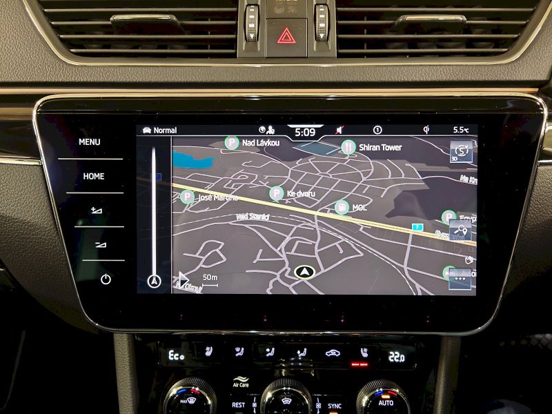 Škoda Superb (2023) iV 1.4 TSI 160 kW DSG L&K - fotka 13 z 31