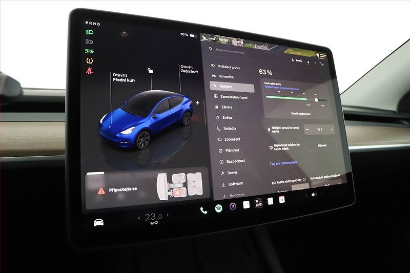 Tesla Model Y (2024) Long Range AWD 79kWh, SoH 95% - fotka 18 z 20