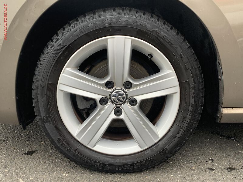 Volkswagen Golf Sportsvan (2014) 1.2 TSi, Comfortline - fotka 19 z 20