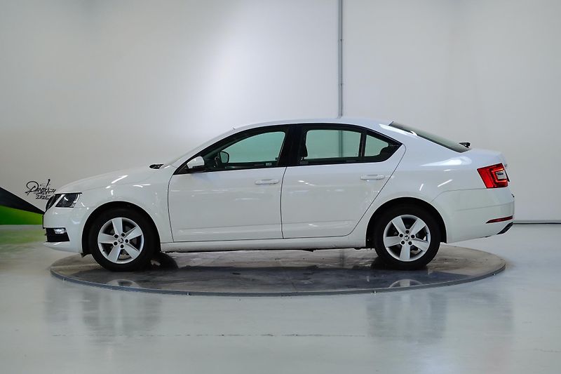 Škoda Octavia - fotka 3 z 22