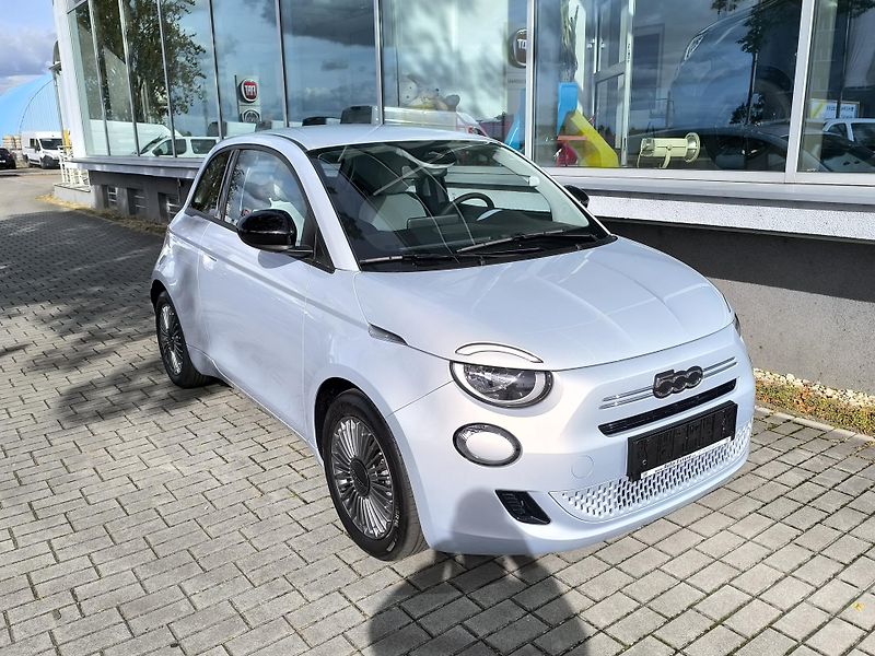 Fiat 500 (2026) Hybrid Icon 1.0 BSG 65k - fotka 28 z 34