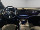 Mercedes-Benz Třídy E (2024) E 300 de 4MATIC kombi - náhled 12