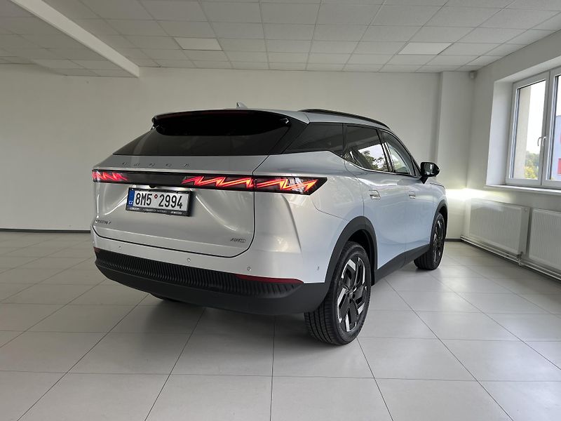 Omoda 7 (2026) 1.6 TGDI PREMIUM - fotka 6 z 25
