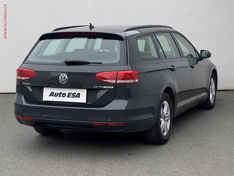 Volkswagen Passat (2016) 2.0 TDi, DSG, park.asist - fotka 4 z 19