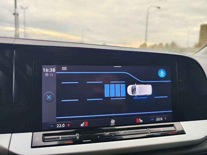 Ford Tourneo Connect 2.0 EcoBlue/90kW Active AT - fotka 18 z 33