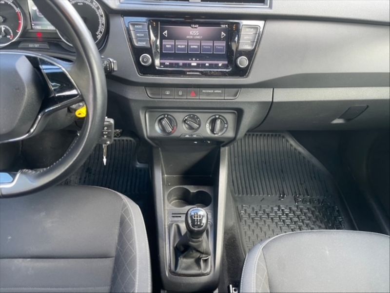 Škoda Fabia 1,0 TSI 70 Ambition - fotka 10 z 11