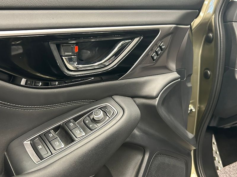 Subaru Outback (2022) 2.5 TOURING 2022 | Záruka - fotka 14 z 53