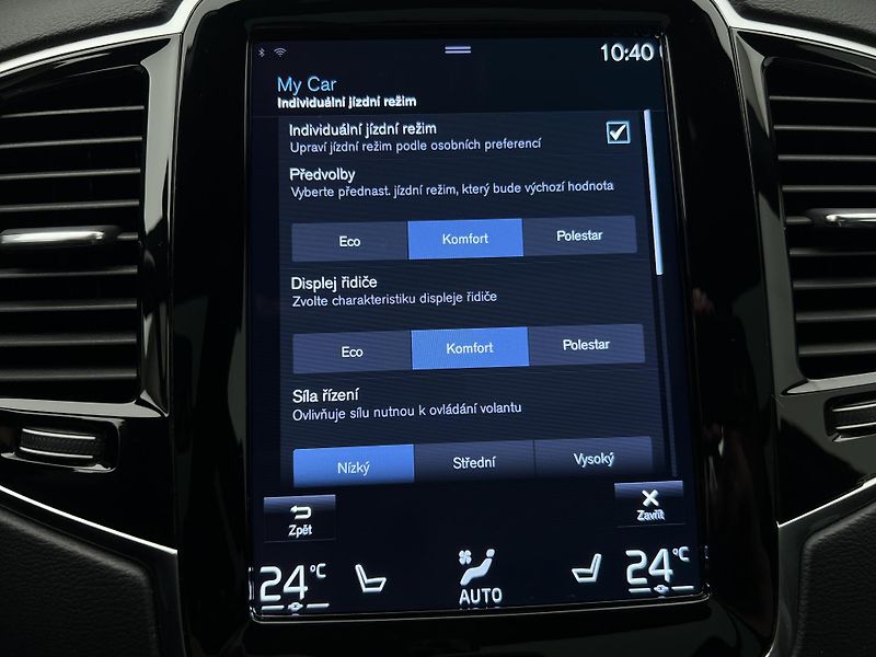 Volvo XC90 B5 AWD R-DESIGN AUT 7 MÍST - fotka 39 z 48