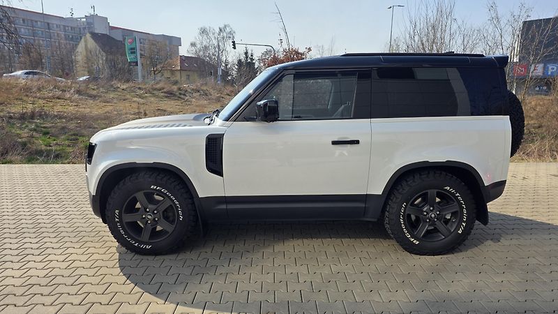 Land Rover Defender (2021) TOP STAV VZDUCH VELKÝ SERVIS - fotka 7 z 17