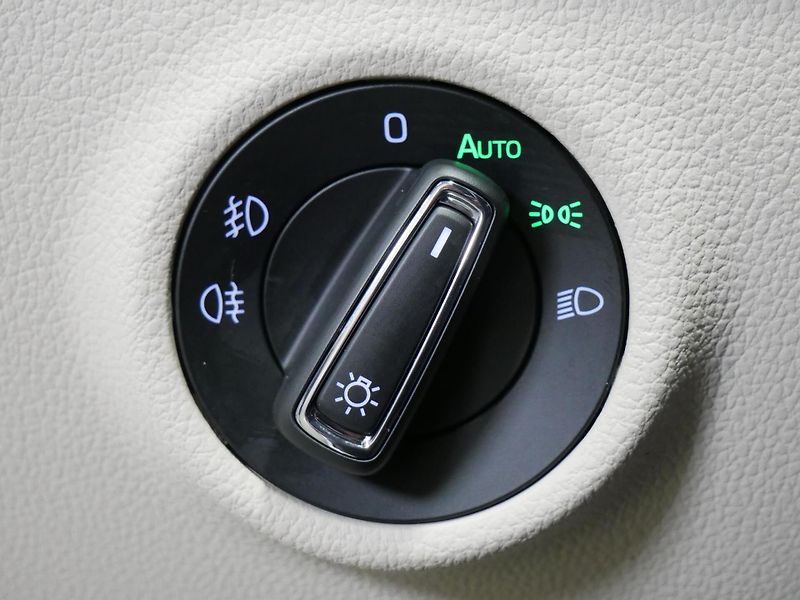 Škoda Superb - fotka 9 z 25