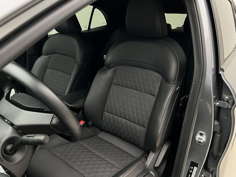 MG MG3 EXCLUSIVE HYBRID+ AUT CZ 1.maj - fotka 16 z 42