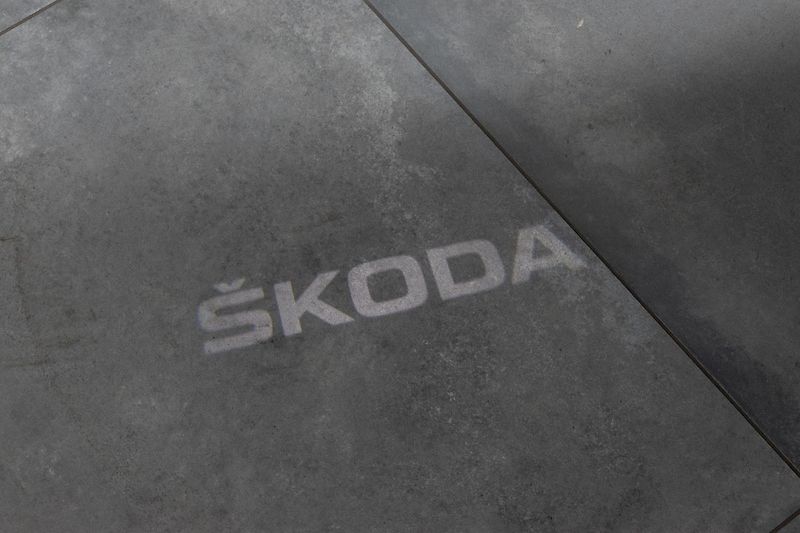 Škoda Octavia 1.5 TSI e-TEC*STYLE*DPH*ČR 1.M - fotka 15 z 41