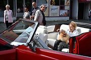 Nablýskané historické vozidla a motorky obsadily v neděli 19. května centrum Prostějova. 19.5. 2024